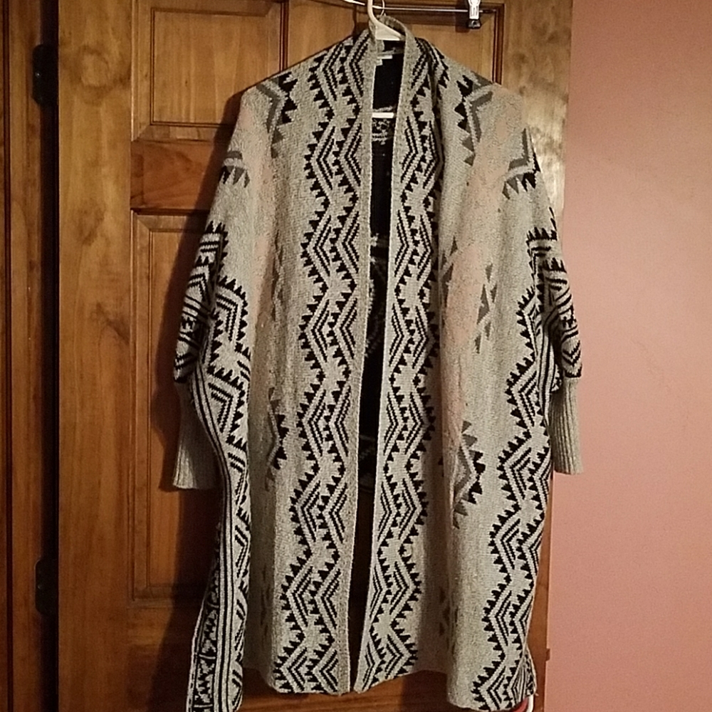 Maurices sweater, poncho style with sleeves